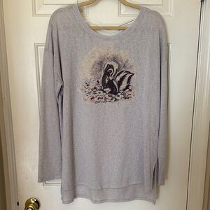 Disney LC Gray Long Sleeve Top with Flower (Bambi)  Design Size: XL